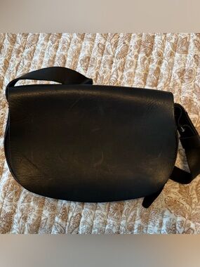 Half Moon Crossbody (Black) Urban Southern